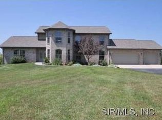 8225 Grande Terre Pl, Alton, IL 62002