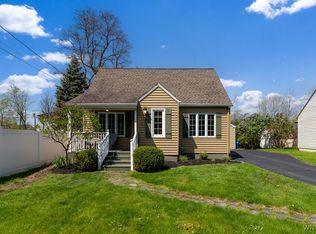 220 Dellwood Rd, Amherst, NY 14226