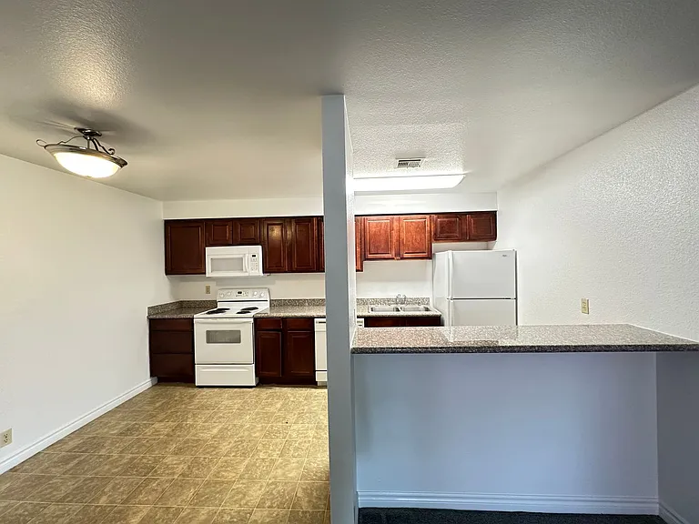 4340 Sandy River Dr #84 — Photo 6