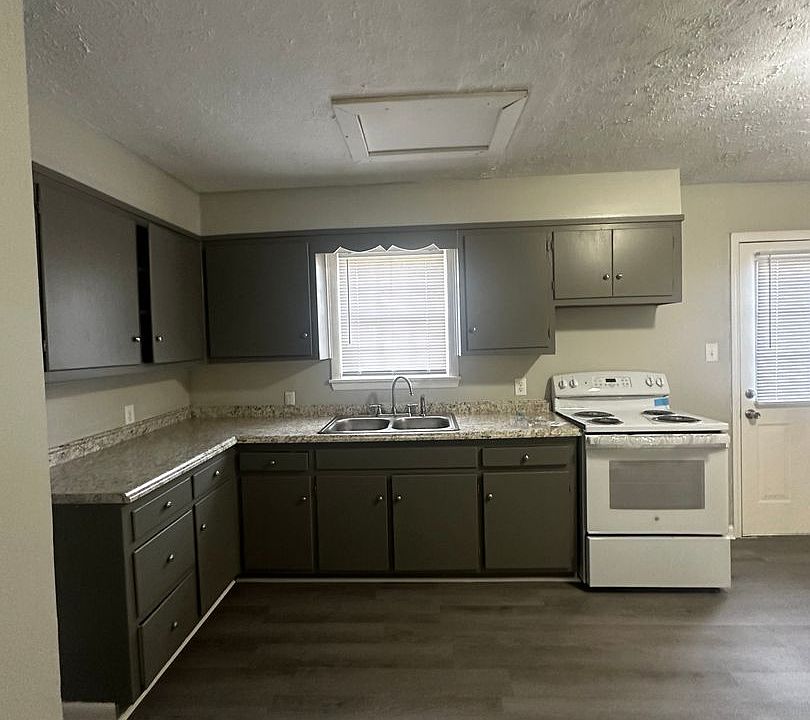 902 Preston Street! 902 N Preston St Livingston TN Zillow