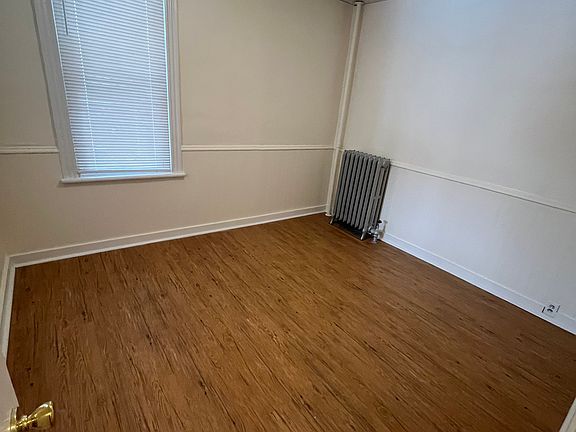 5th image of 222 W 3rd St #1