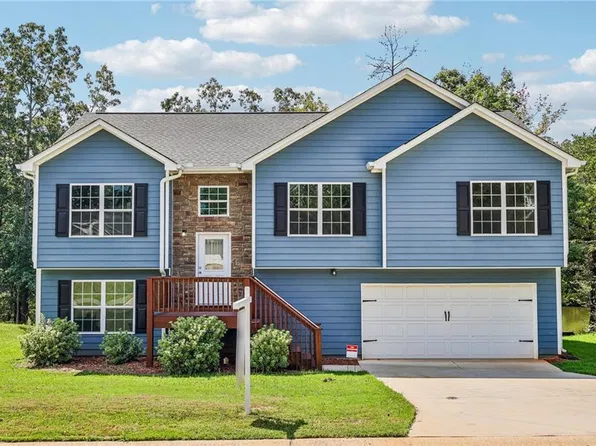382 Arlington Ln, Commerce, GA 30529