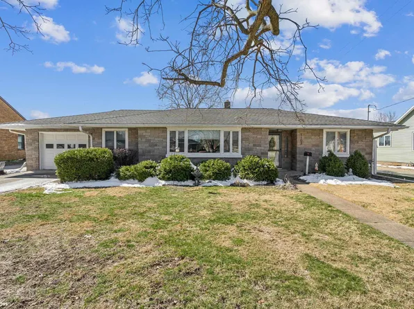 1103 Hagemann Ave, Burlington, IA 52601