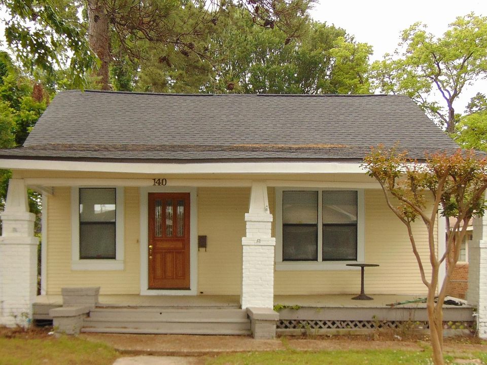 1st image of 140 Robinson Pl