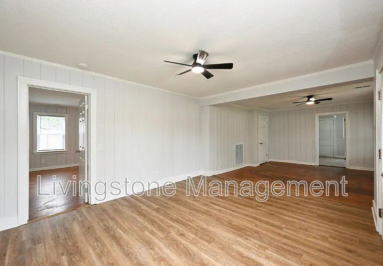 872 W Albert Gallatin Ave — Photo 18