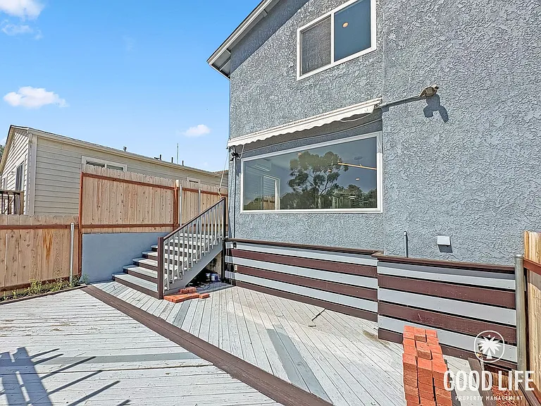 3042 40th St — Photo 18