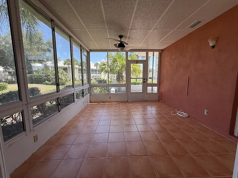437 Wexford Cir #79 — Photo 12