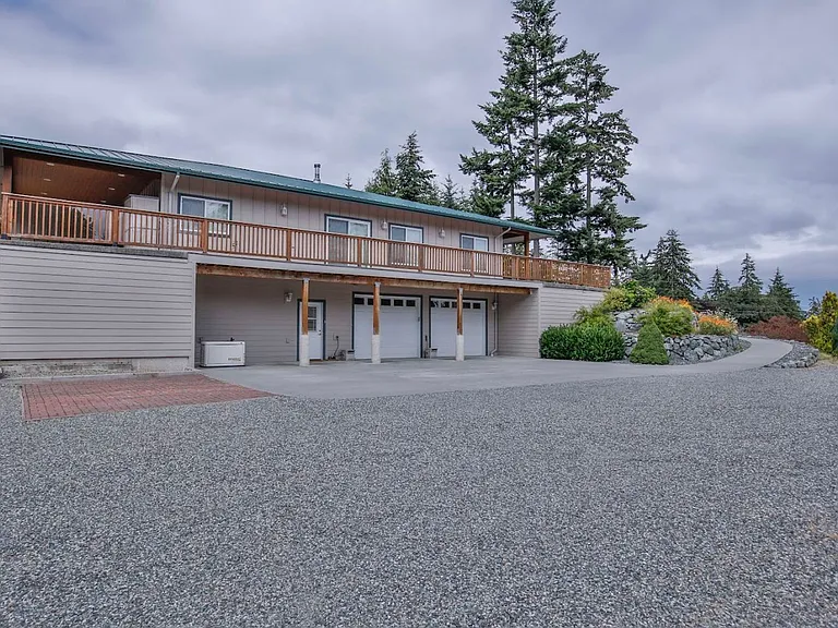 2385 Lake Forest Dr — Photo 31
