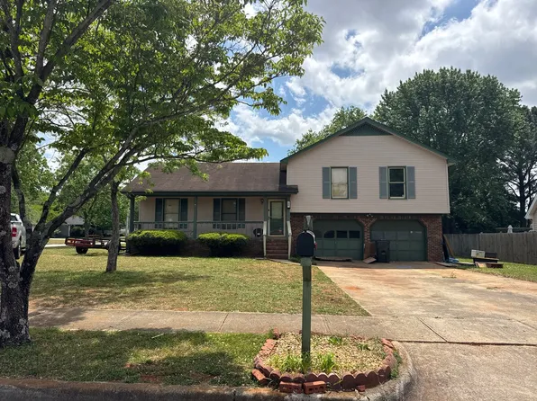 104 Lewis Ln, Madison, AL 35758