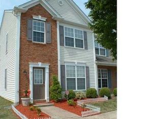 8105 Candelaria Dr, Raleigh, NC 27616