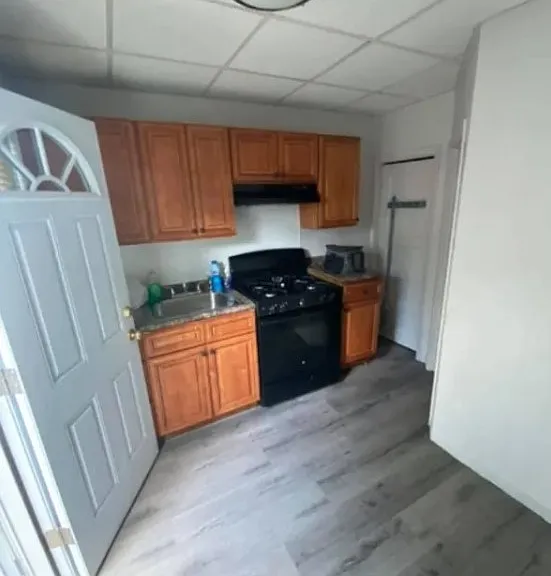 152 N Robinson St #1 — Photo 2