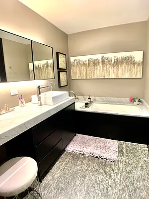 Rented by HOME RESIDENTIAL LLC | media 11