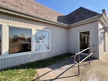 2nd image of 1207 W Main St