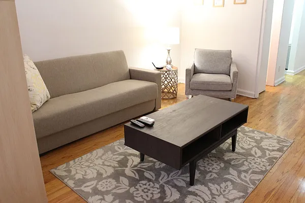 Rented by Shany Landmarks LLC | media 26