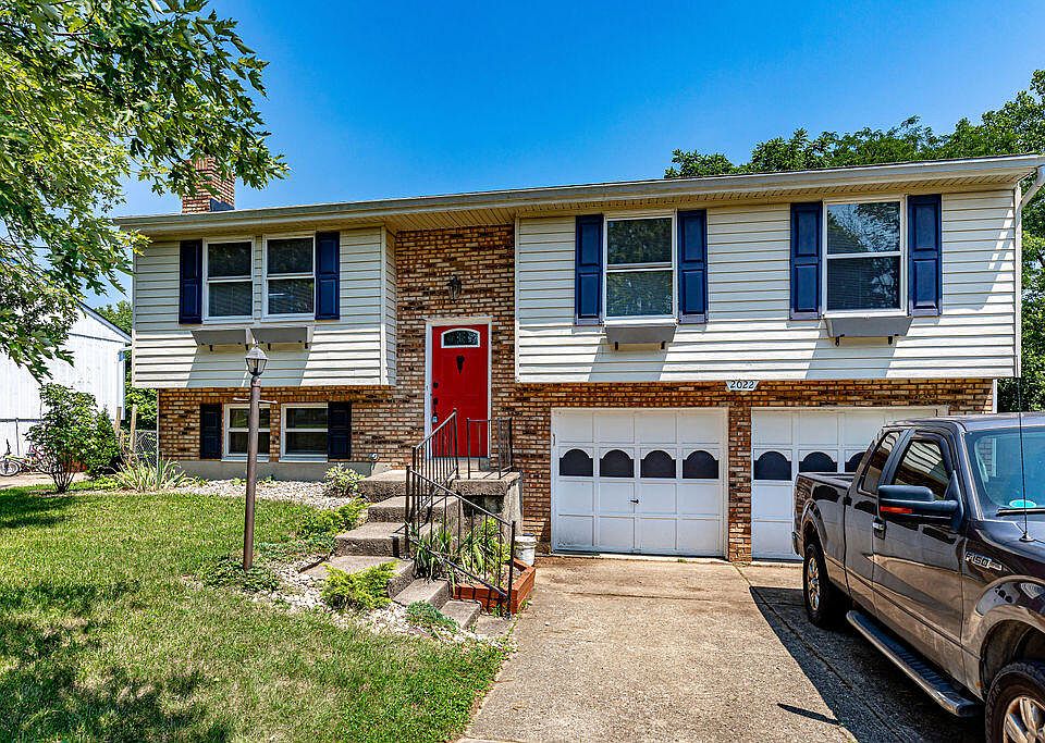 1st image of 2022 Woodcrest Dr