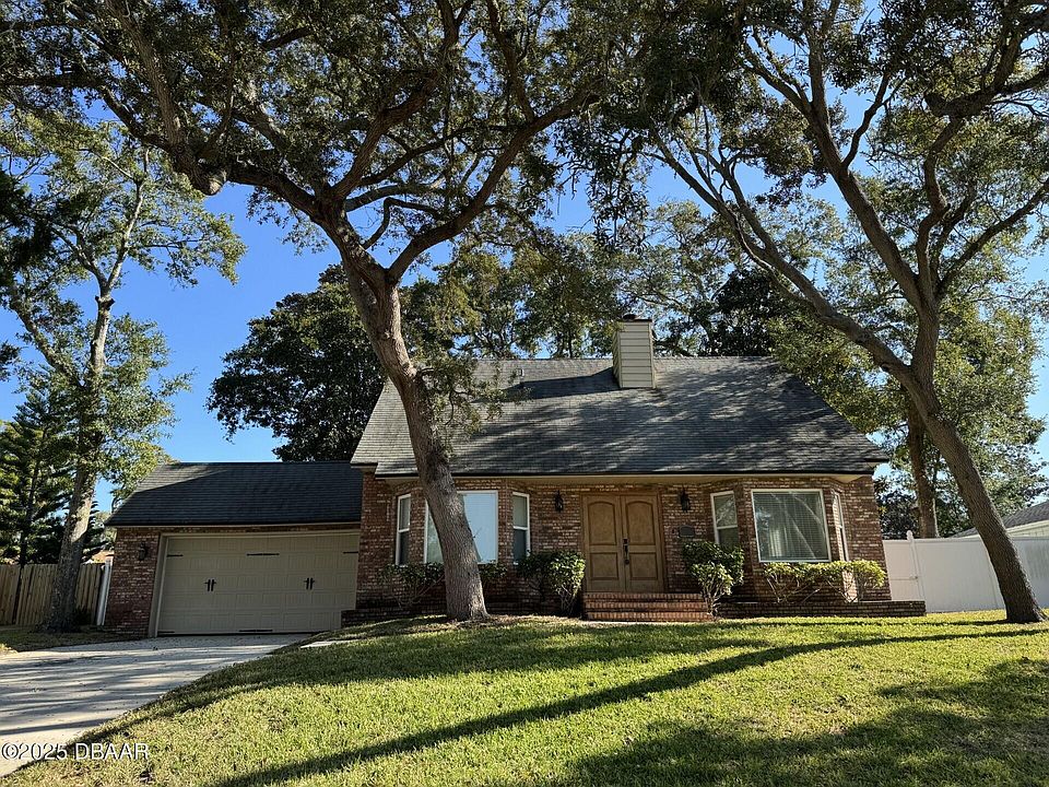 1st image of 1103 Sherbourne Way