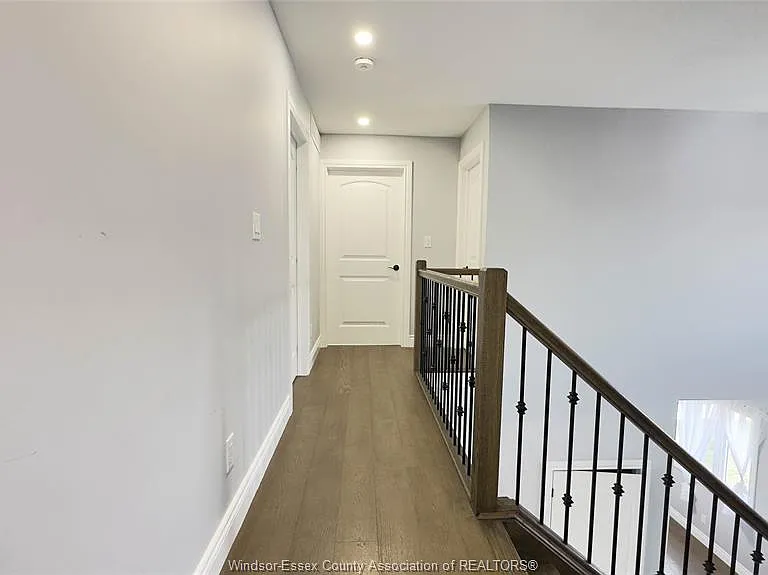 74 Dundee Dr — Photo 27