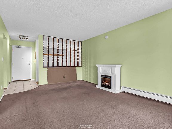 4th image of 12170 222nd St #307