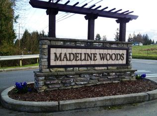 166 NE Miramar Cir, Bremerton, WA 98311
