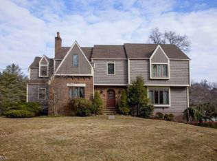 46 Ridge Rd, Roseland, NJ 07068