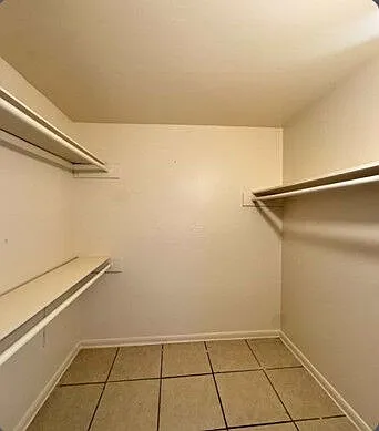 Inglewood Village Apartments — Photo 51