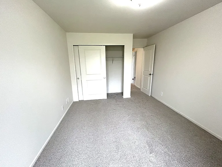 Grand Bend Club Apartments — Photo 28