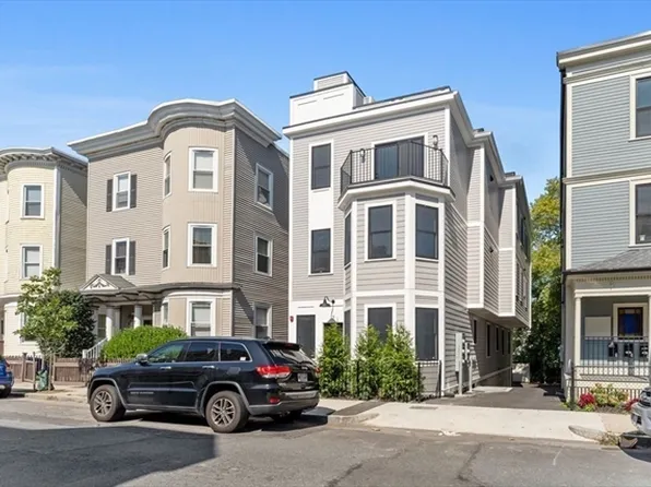 5 Bellflower St Unit 2, Boston, MA 02125