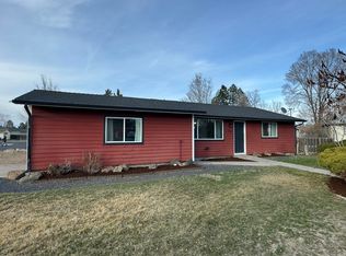 2351 SW Hall Ct, Redmond, OR 97756