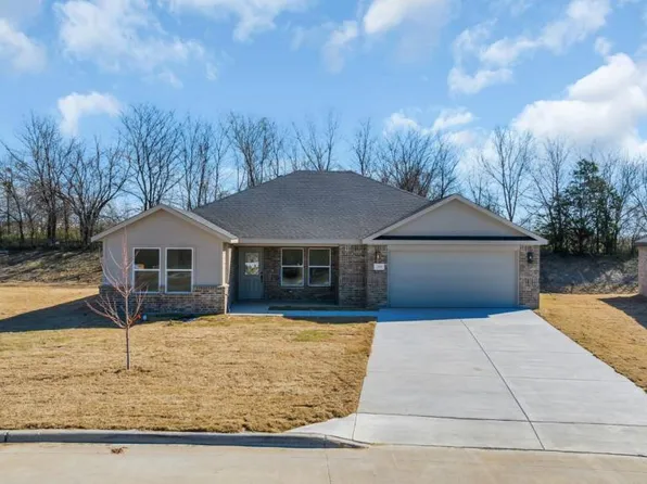 706 Indian Plains Rd, Ardmore, OK 73401