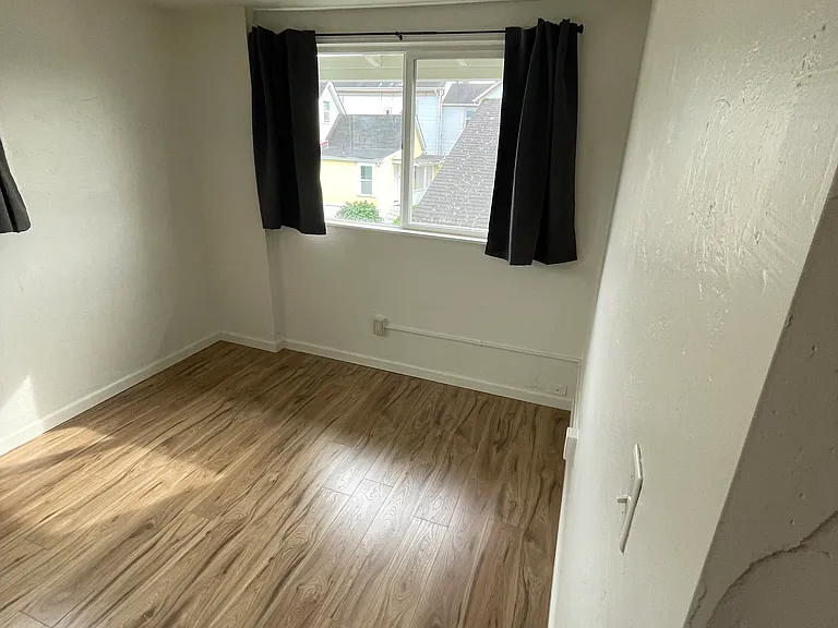 708 B St — Photo 21