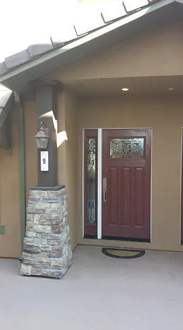 3 bed, 2.5 bath, 1300 sqft, $4,500 — Photo 3