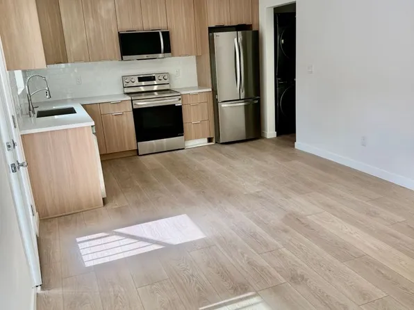 449 Oakhurst, 449 N Oakhurst Dr #449B, Beverly Hills, CA 90210