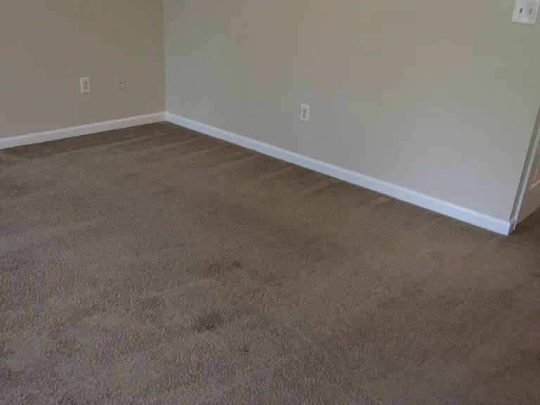 107 Charlestowne Way #G — Photo 2