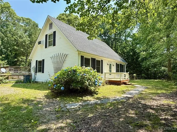 241 Levelfields Ln, Lancaster, VA 22503