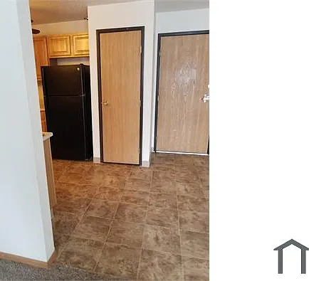 6009 Creston Ave — Photo 9