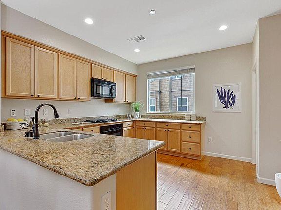 4th image of 6774 S Mariposa Ln