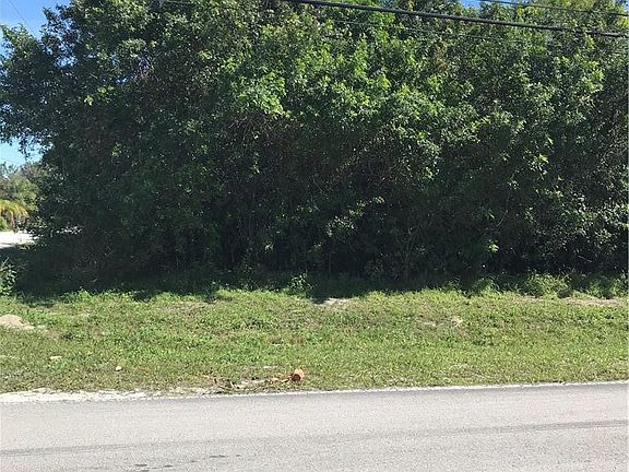 3rd image of 3804 N Mandarin