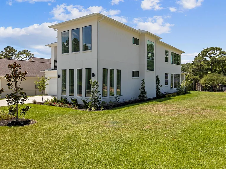 114 Bentwood Dr — Photo 34