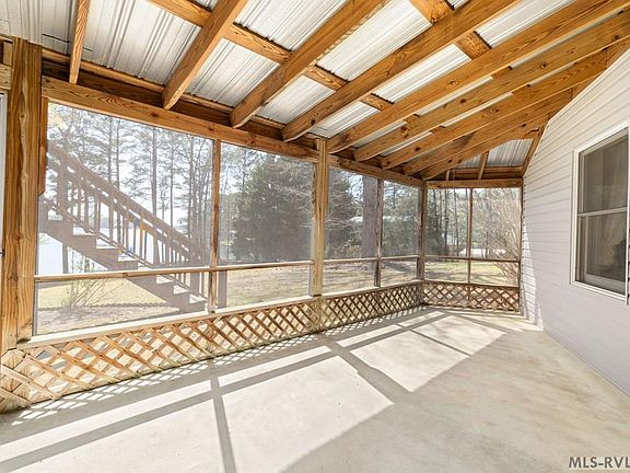 4th image of 3005 River Rd
