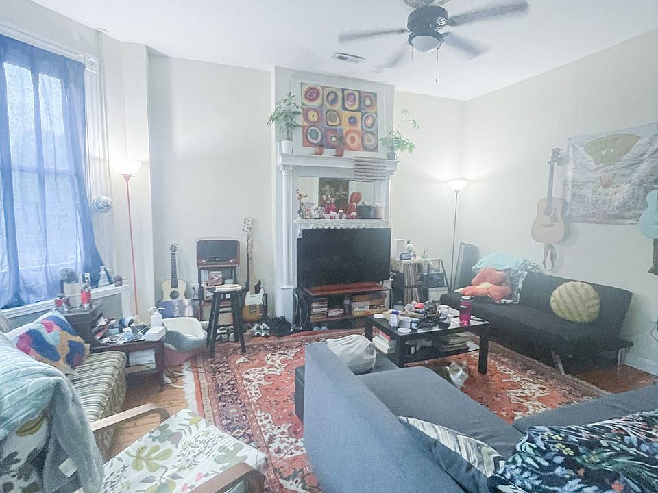 1st image of 402 N Davis Ave APT 2
