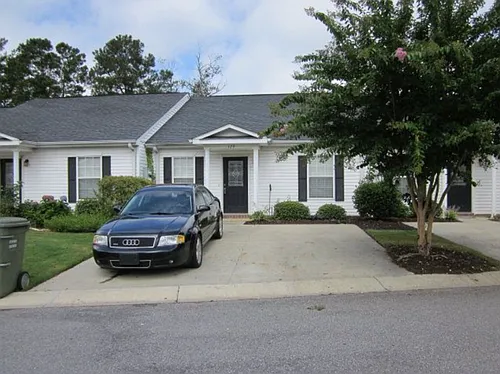 129 Bennington Ln Photo 1