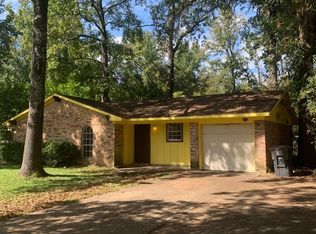 822 Poleman Rd, Shreveport, LA 71107