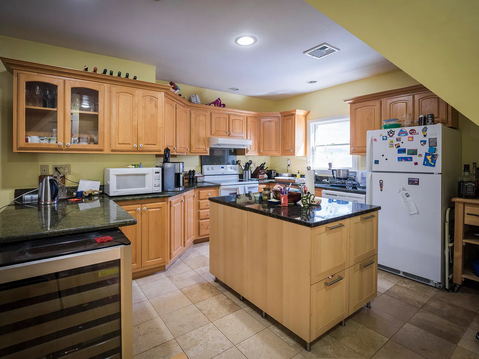 2 bed, 1400 sqft, $3,250 — Photo 2