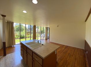 607 W University Ave APT 6, Champaign, IL