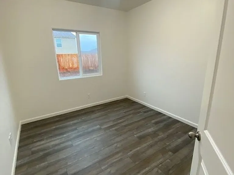 3924-3926 S Burke St #3928 — Photo 6