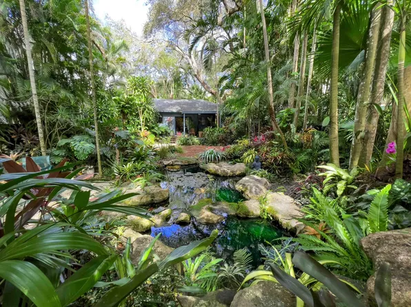 4140 Lybyer Avenue, Coconut Grove, FL 33133