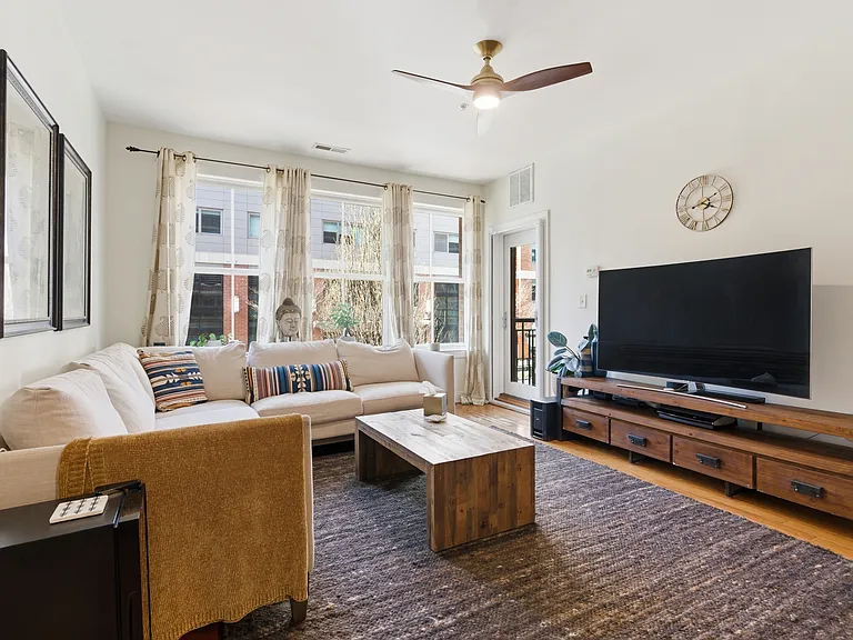 20 Avenue At Port Imperial #2B — Photo 2
