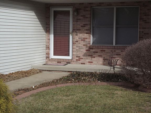 4th image of 2212 Checkerberry Ln