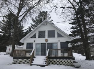 5768 Keeney Dr, Six Lakes, MI 48886