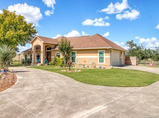 212 Antler Circle, Bandera, TX 78003